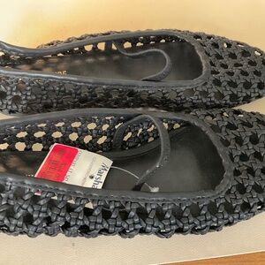 Cushionaire Women’s Black Squared Toe Woven Ballet Flat w/ Memory Foam 8.5M NWT